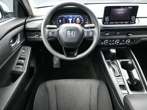 Used 2023 Honda Accord EX image 9