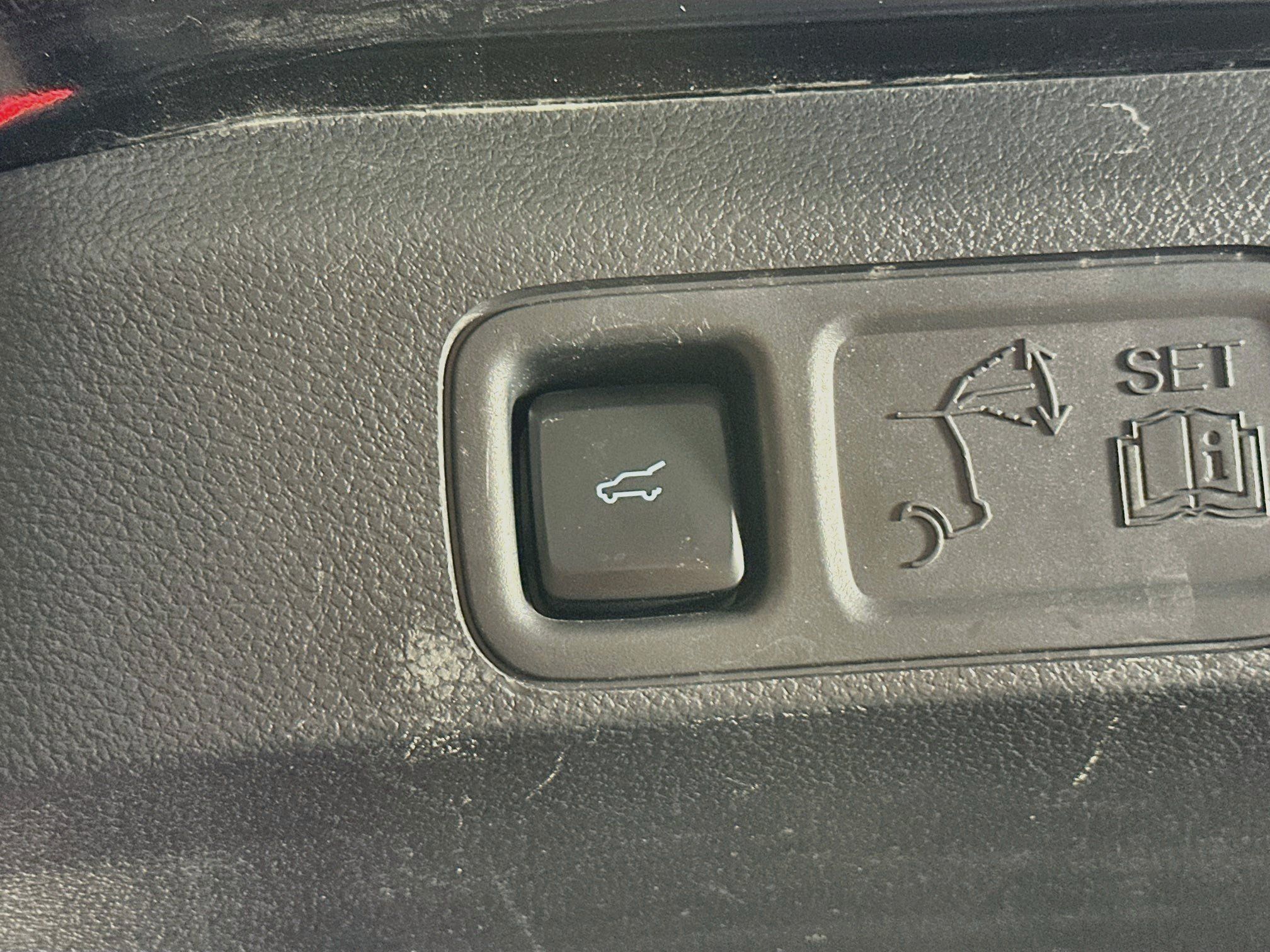 Used 2024 Ford Expedition Limited RWD image 30