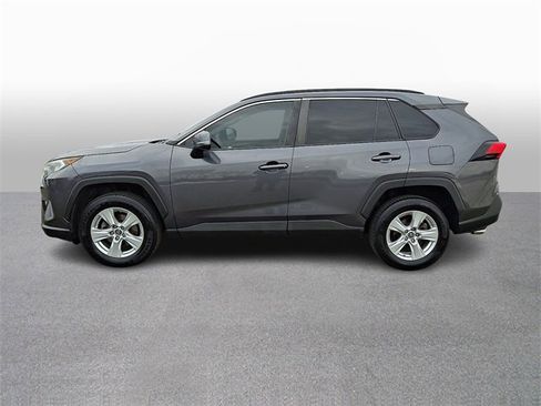 Used 2019 Toyota RAV4 XLE image 7