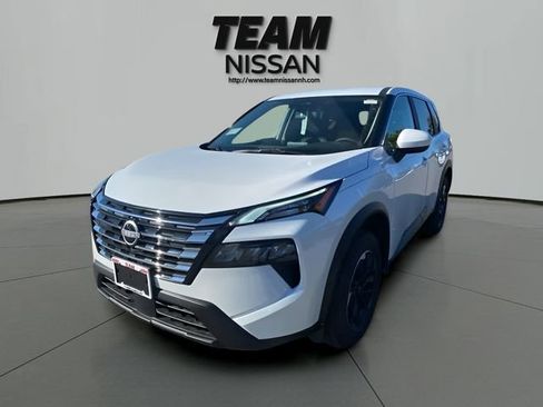 New 2026 Nissan Rogue SV AWD/4WD image 3