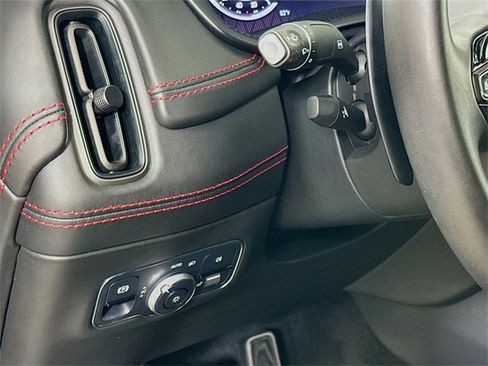 Used 2021 Aston Martin DBX image 10