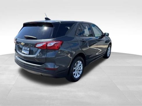 Used 2020 Chevrolet Equinox LS w/ LS Convenience Package FWD image 10