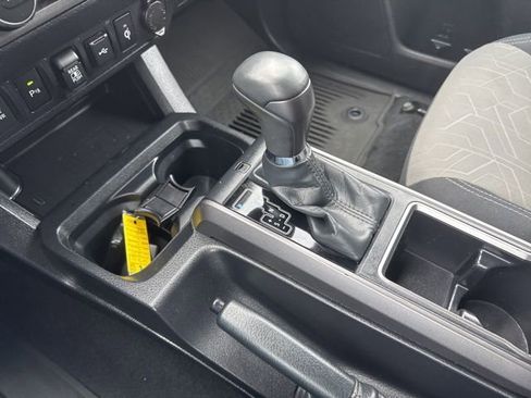 Used 2023 Toyota Tacoma TRD Sport w/ Technology Package AWD/4WD image 19