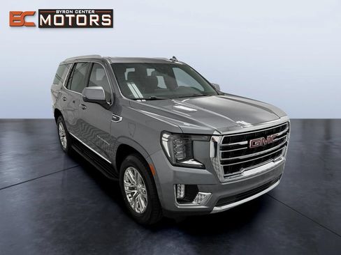 Used 2021 GMC Yukon SLT w/ SLT Luxury Plus Package AWD/4WD image 7
