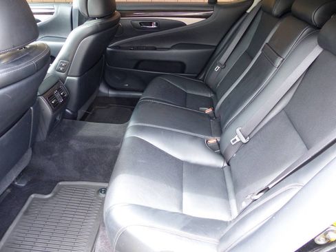 Used 2014 Lexus LS 460 L AWD/4WD image 22