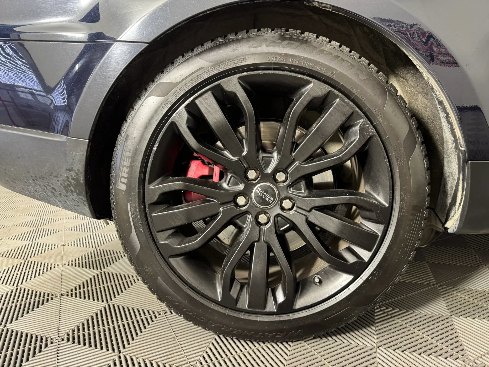 Used 2017 Land Rover Range Rover Sport Supercharged AWD/4WD image 48