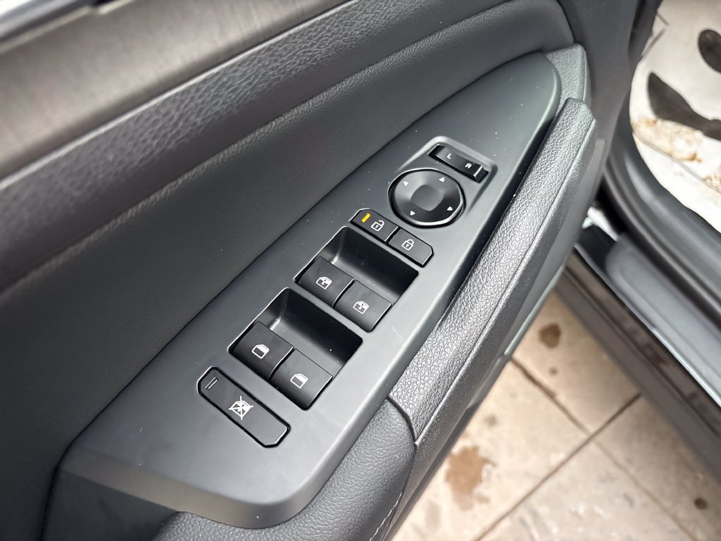 Used 2027 Kia Sportage X-Line AWD/4WD image 24