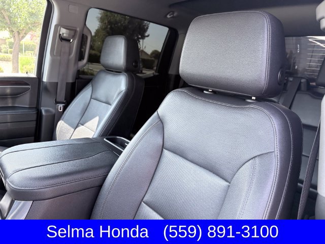 Used 2023 GMC Sierra 1500 SLT w/ SLT Premium Package AWD/4WD image 11