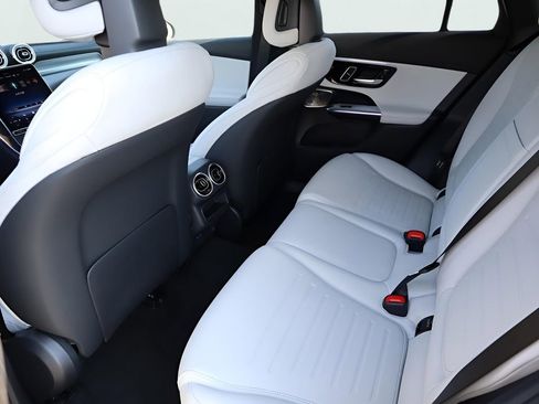 Used 2026 Mercedes-Benz GLC 300 GLC 300 image 23