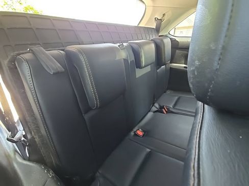 Used 2016 Toyota Highlander XLE FWD image 19