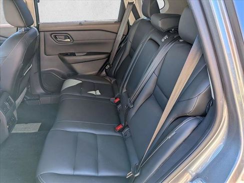 Used 2022 Nissan Rogue SL w/ SL Premium Package FWD image 19