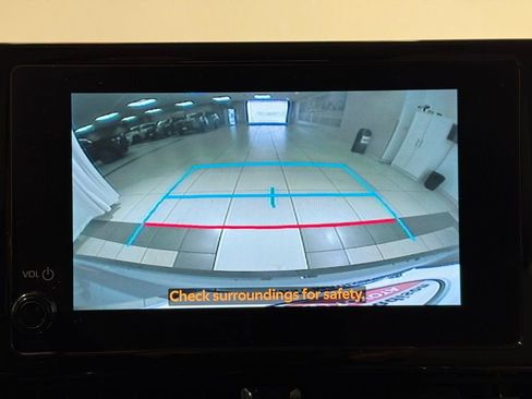 Certified 2023 Toyota Corolla Cross LE image 29