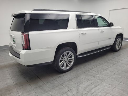 Used 2019 GMC Yukon XL SLT w/ HD Trailering Package AWD/4WD image 10