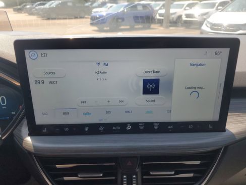 Used 2023 Ford Escape Platinum w/ Premium Technology Package image 2