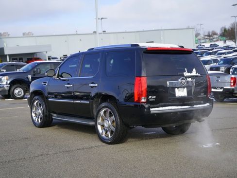 Used 2012 Cadillac Escalade Luxury image 9