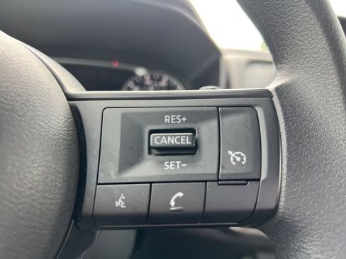 Certified 2024 Nissan Rogue S FWD image 12