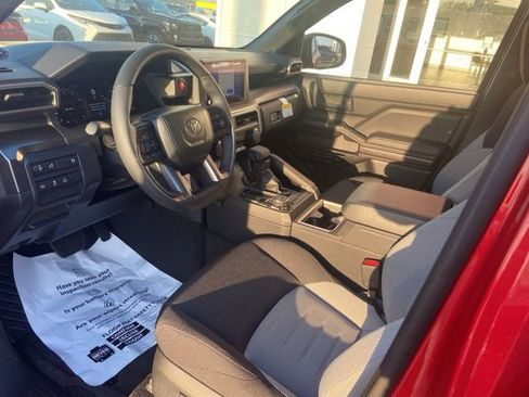 New 2026 Toyota 4Runner TRD Off-Road AWD/4WD image 15