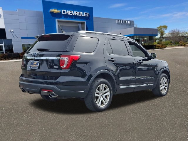 Used 2019 Ford Explorer XLT w/ Equipment Group 202A AWD/4WD image 26