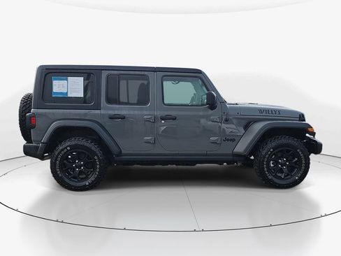 Used 2022 Jeep Wrangler Unlimited Sport image 3