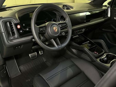 New 2026 Porsche Cayenne S AWD/4WD image 16