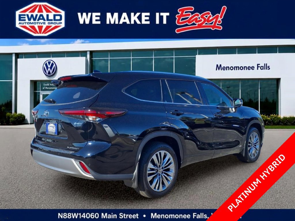 Used 2026 Toyota Highlander Platinum AWD/4WD image 7
