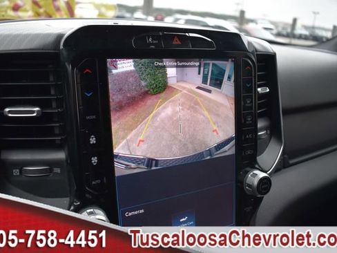 Used 2025 RAM 1500 Big Horn image 32