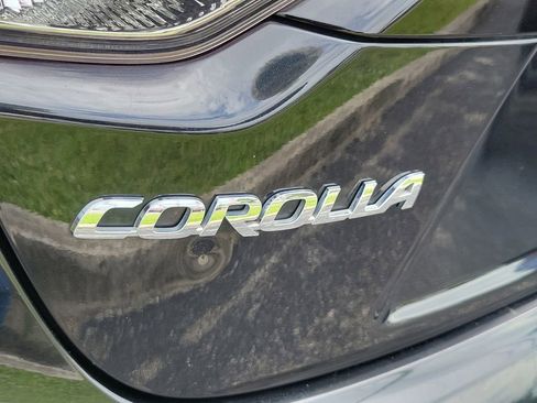 Used 2020 Toyota Corolla LE FWD image 5