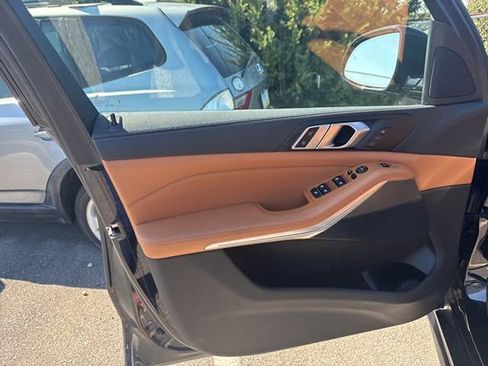 Certified 2023 BMW X5 xDrive40i w/ M Sport Package image 20