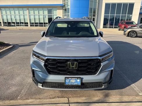 Used 2024 Honda Pilot Elite image 2