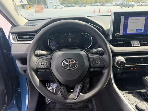 Certified 2023 Toyota RAV4 AWD Hybrid image 17