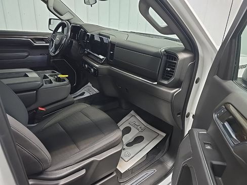Used 2022 Chevrolet Silverado 1500 LT RWD image 15