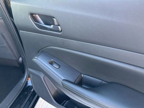 Used 2024 Nissan Altima 2.5 SV image 22