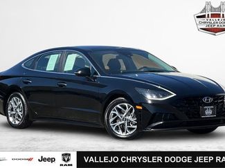 Used 2023 Hyundai Sonata SEL w/ Convenience Package image 1