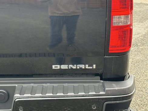 Used 2016 GMC Sierra 3500 Denali w/ Duramax Plus Package image 41