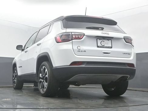 Used 2022 Jeep Compass Limited AWD/4WD image 47
