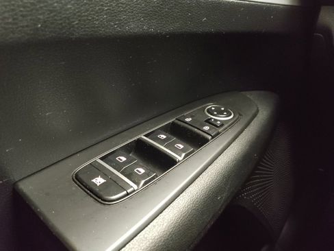 Used 2024 Kia Forte LXS w/ LXS Technology Package FWD image 27