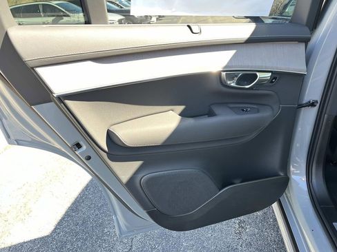 New 2026 Volvo XC90 T8 Ultra w/ Lounge Package image 18
