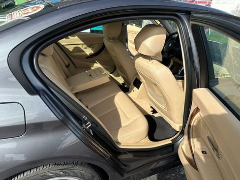Used 2013 BMW 328i Sedan RWD image 14
