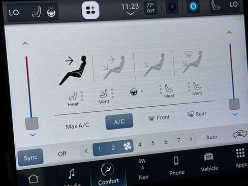 Used 2024 RAM 2500 Laramie image 20