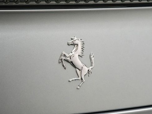 Used 2018 Ferrari GTC4Lusso T image 25