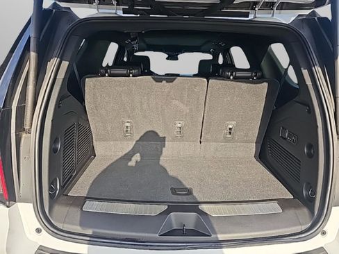 Used 2023 Chevrolet Tahoe Z71 w/ Off-Road Capability Package image 18