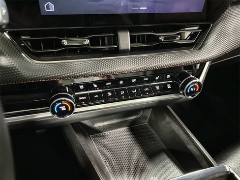 Used 2025 Chevrolet Equinox RS w/ Convenience Package III image 35