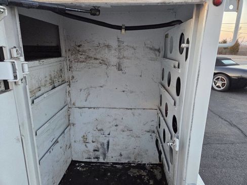 Used 2015 Ford F350 XL w/ Trailer Tow Package image 13