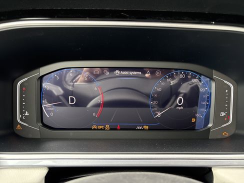 New 2025 Volkswagen Taos SEL image 25