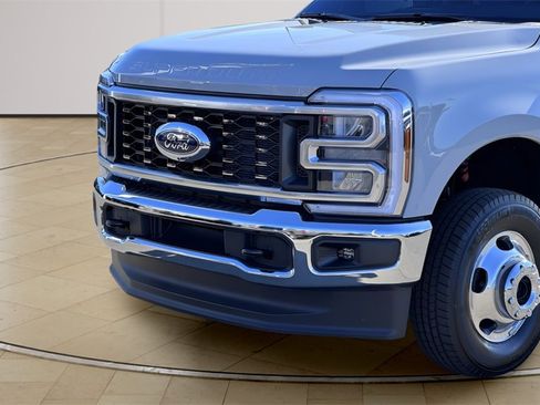 New 2026 Ford F350 XLT w/ XLT Premium Package image 39