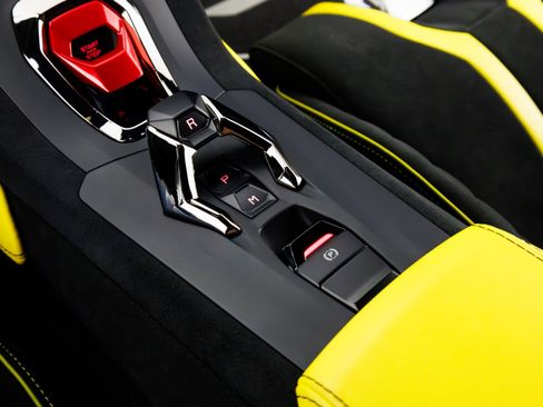 Used 2022 Lamborghini Huracan STO image 24