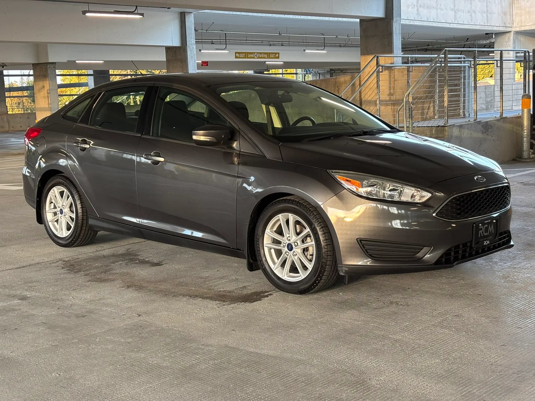Used 2016 Ford Focus SE w/ SE Cold Weather Package FWD image 8