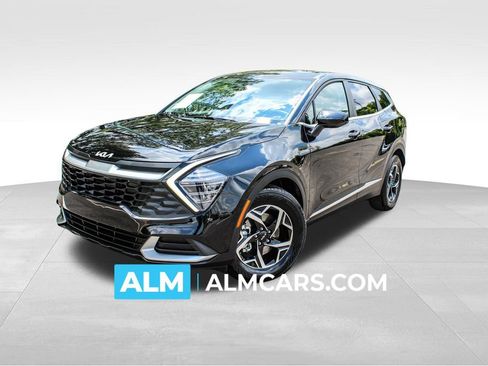 Used 2025 Kia Sportage LX FWD image 1