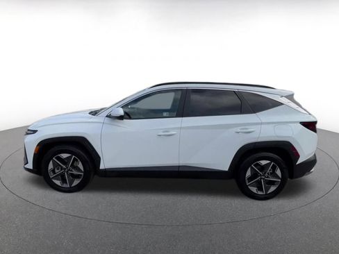 Used 2025 Hyundai Tucson SEL FWD image 8
