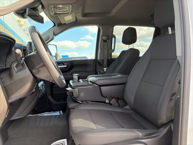 Used 2025 Chevrolet Silverado 2500 Custom w/ Custom Value Package AWD/4WD image 7